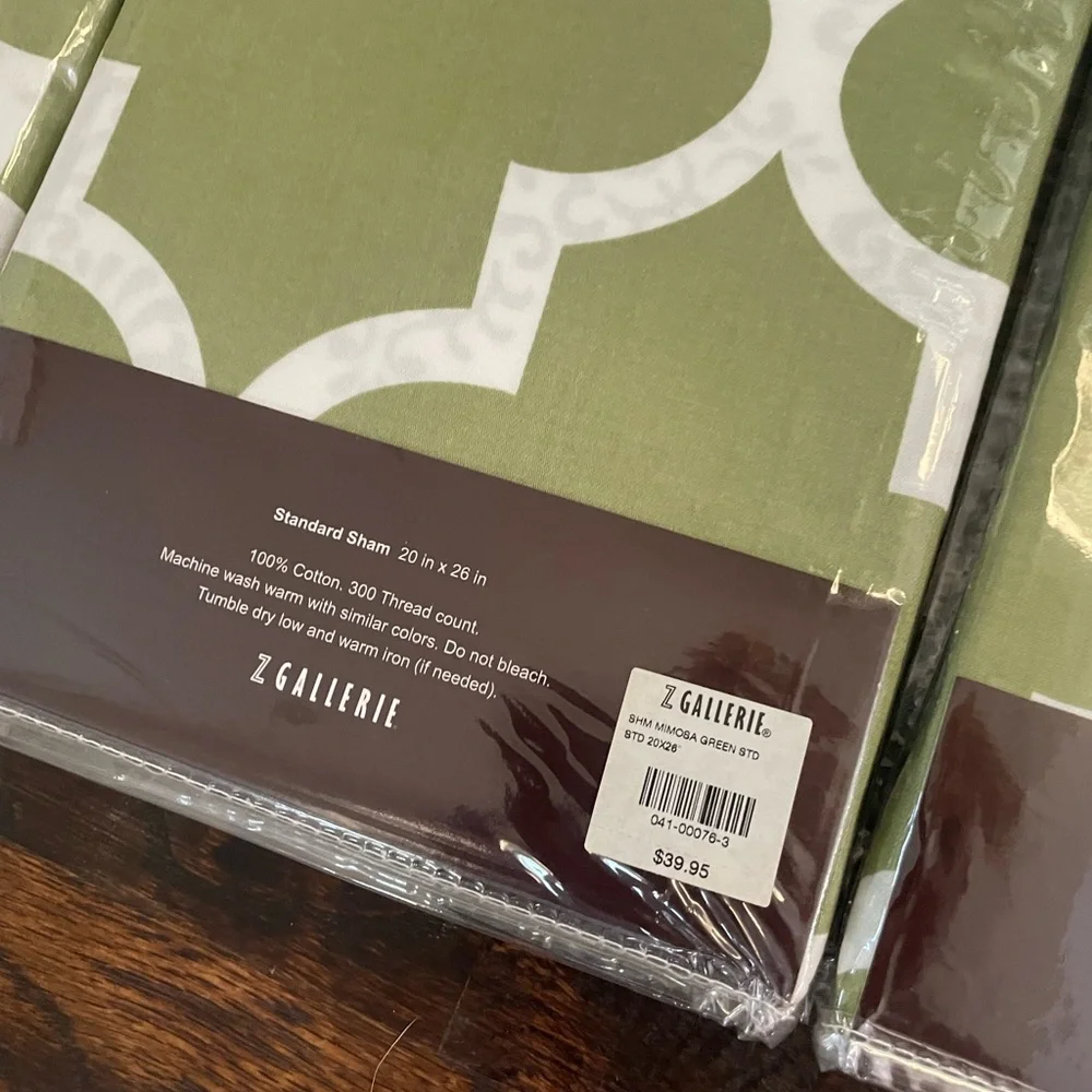 Z gallerie reversible shams (pair)